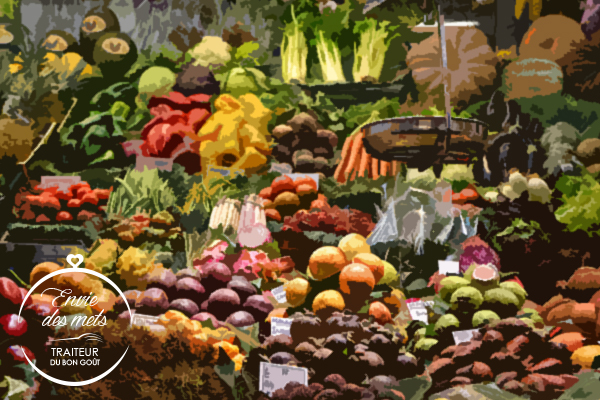 Logo Envie des mets sur une photographie d'un étal de légumes pour le traiteur vegan à Nice